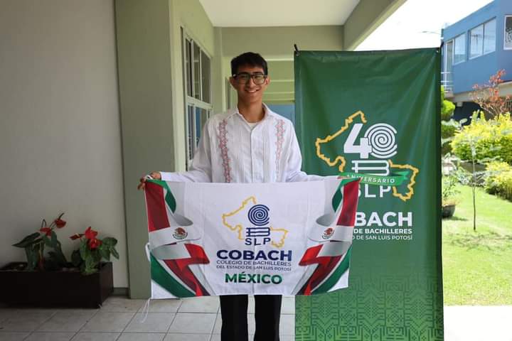 GOBIERNO DEL ESTADO RECONOCE TRIUNFO INTERNACIONAL DE ALUMNO DE COBACH